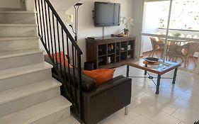 Casa Kaluel Adosado Blanco